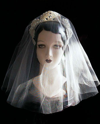 1940s_silk_tulle_blusher_veil